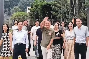 内维尔：曼联和欧冠资格相距万里，只能靠伤员复出后冲一把了